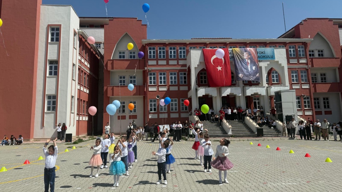 23 Nisan Ulusal Egemenlik ve Çocuk Bayramı